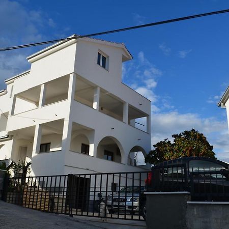 Apartmani Rita Slatine Esterno foto