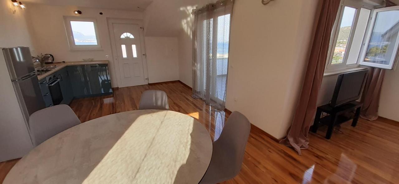 Apartmani Rita Slatine Esterno foto