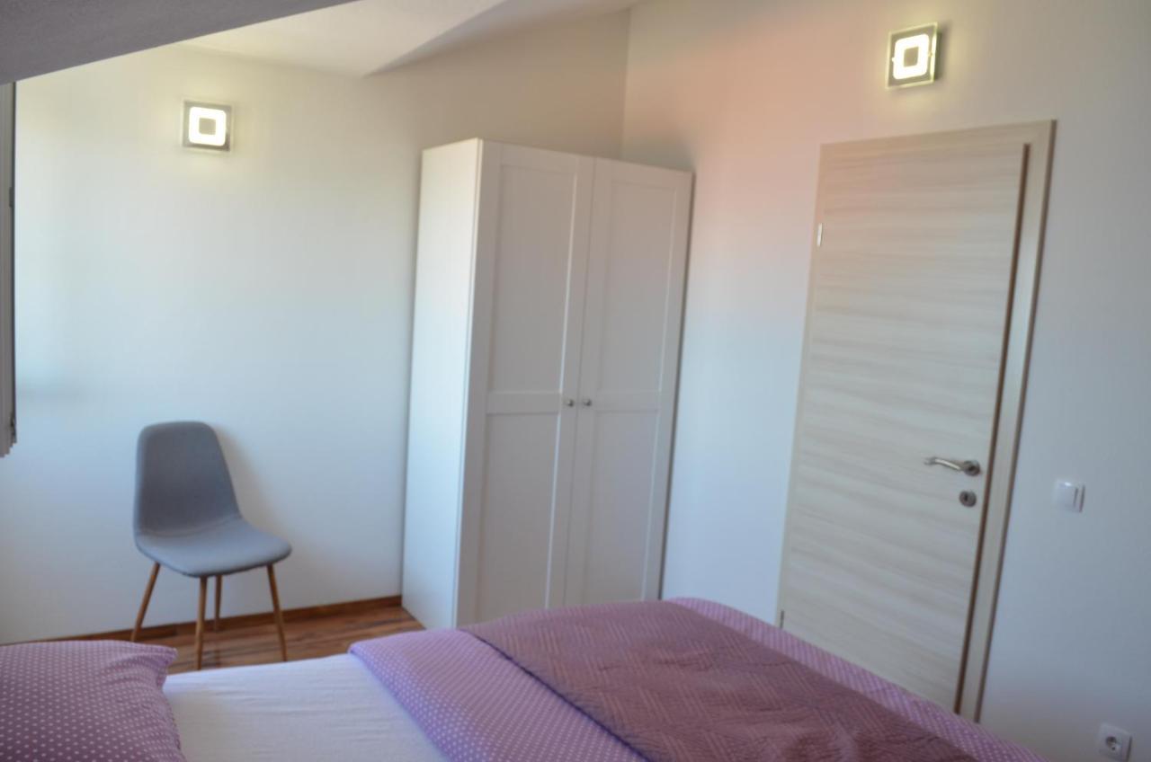 Apartmani Rita Slatine Esterno foto