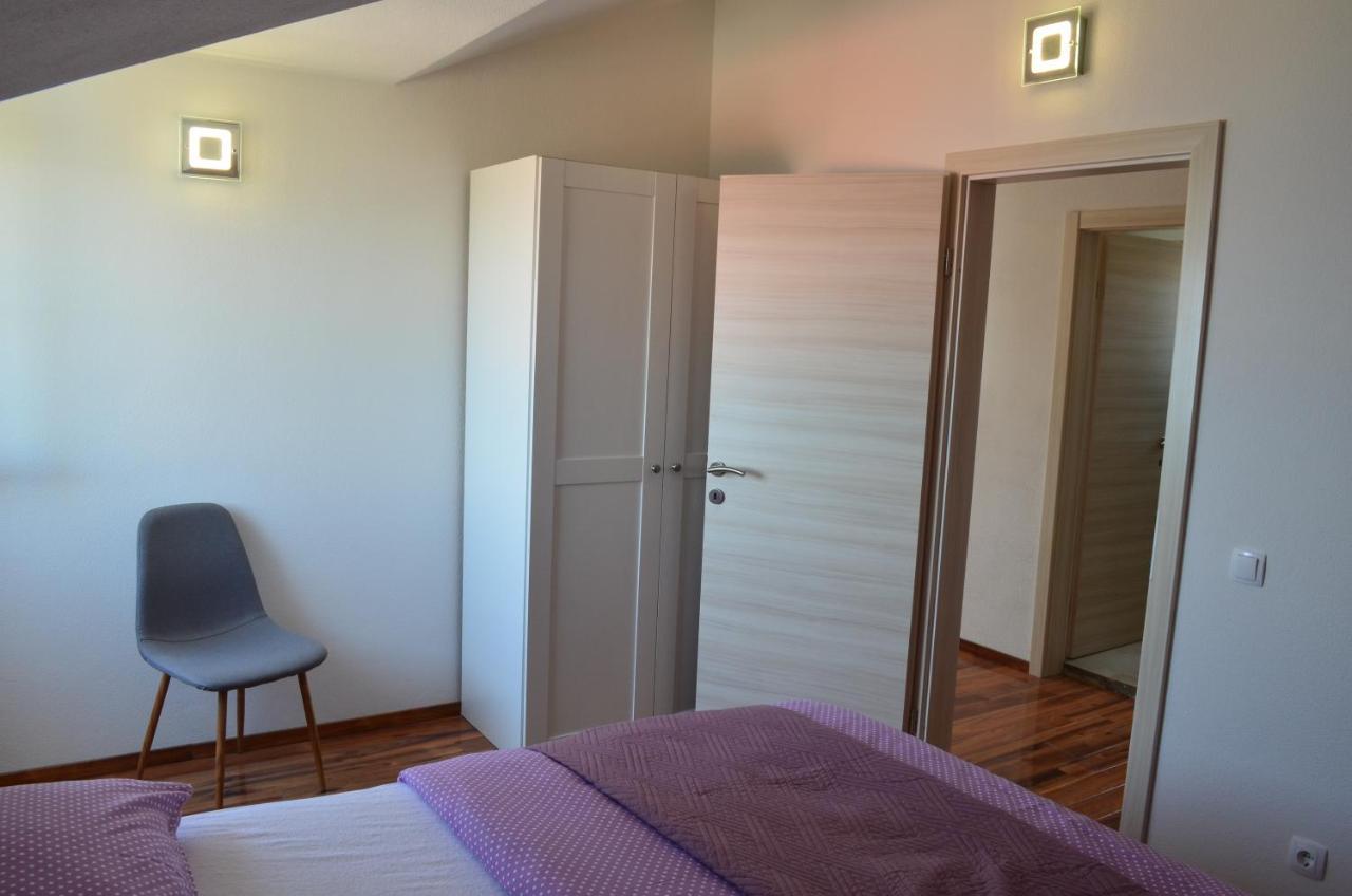 Apartmani Rita Slatine Esterno foto