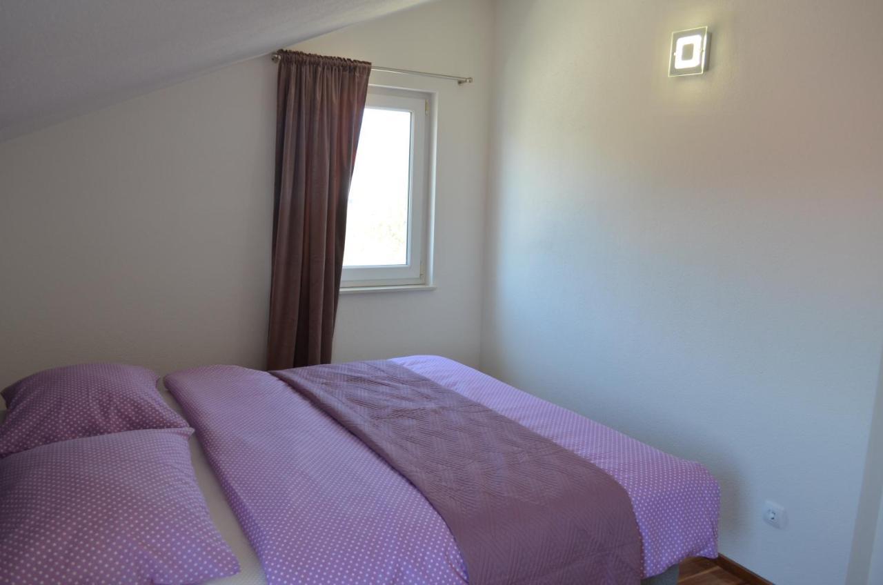 Apartmani Rita Slatine Esterno foto