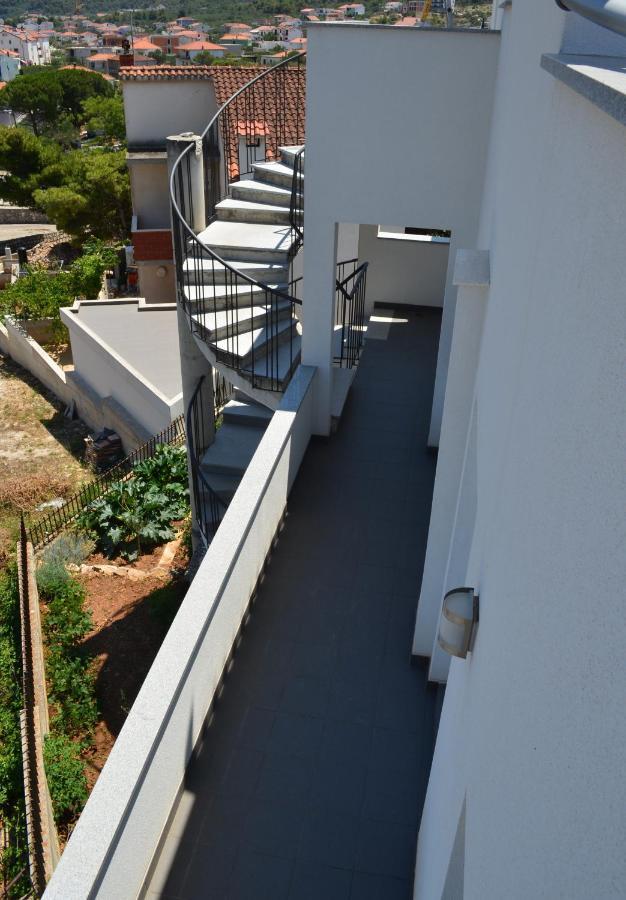 Apartmani Rita Slatine Esterno foto