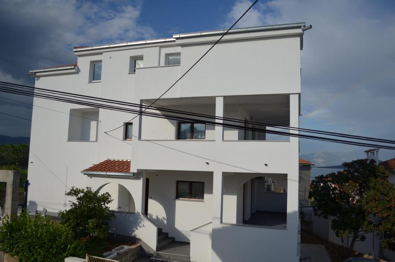 Apartmani Rita Slatine Esterno foto